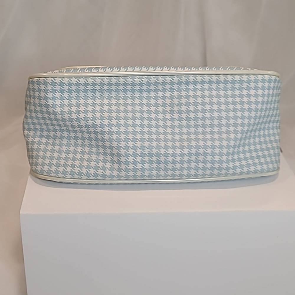 Dior Beauty Blue and White Cosmetic Bag - Picture 5 of 5